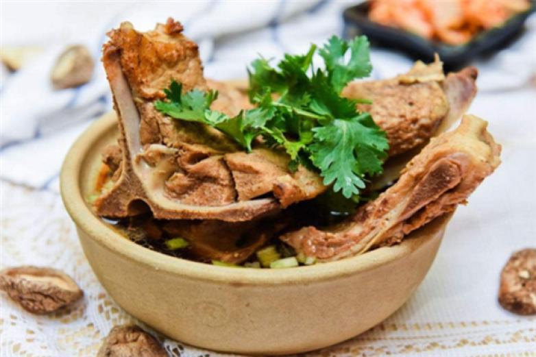 新懒汉排骨米饭